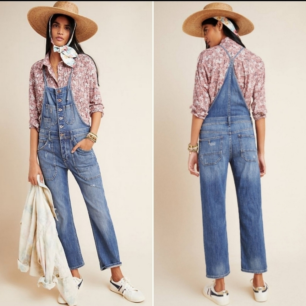 Pilcro Anthropologie The Painter Denim Distressed Cropped overalls/26